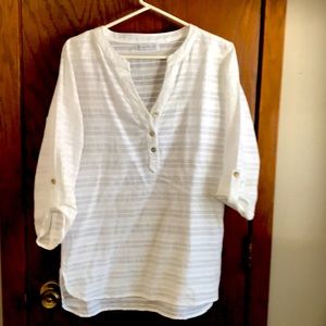 Sheer white top with 3/4 sleeve in size medium